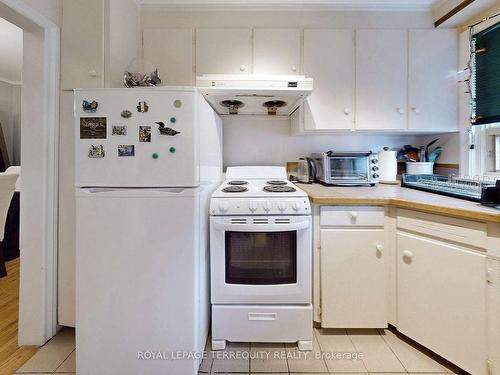 29 Love Cres, Toronto, ON - Indoor Photo Showing Kitchen