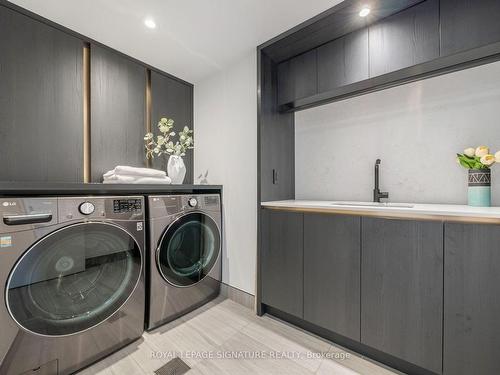 116 Presley Ave, Toronto, ON - Indoor Photo Showing Laundry Room