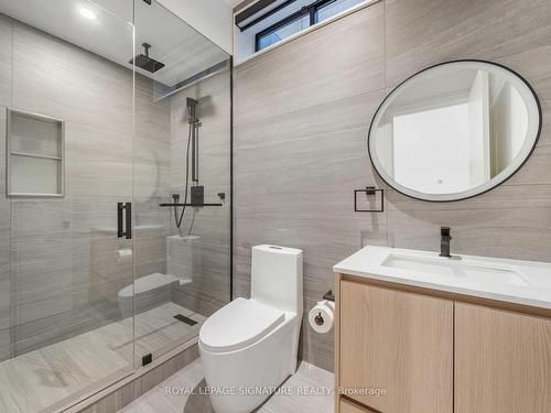 116 Presley Ave, Toronto, ON - Indoor Photo Showing Bathroom