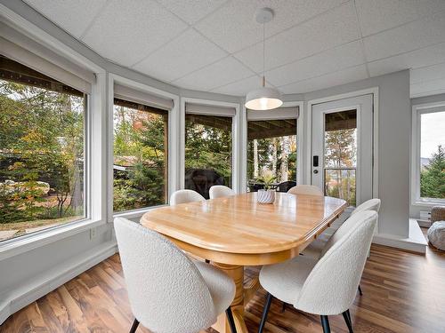 Salle familiale - 272 Rue Du Sommet, Mont-Tremblant, QC - Indoor Photo Showing Living Room