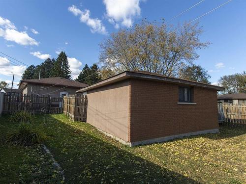 430 Westbury Crescent, Thunder Bay, ON - Outdoor With Exterior