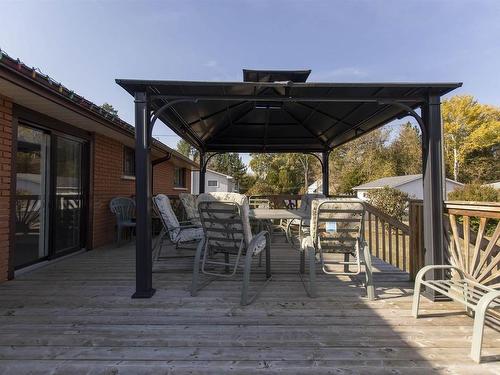 1551 Broadway Avenue, Thunder Bay, ON - Outdoor With Deck Patio Veranda With Exterior