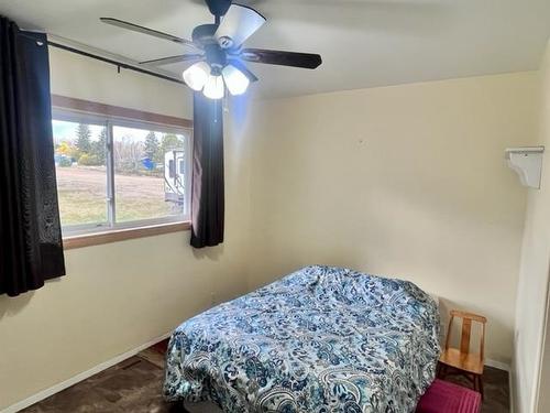 653 Hodder Avenue, Thunder Bay, ON - Indoor Photo Showing Bedroom