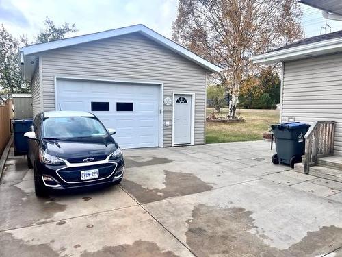 653 Hodder Avenue, Thunder Bay, ON - Outdoor With Exterior