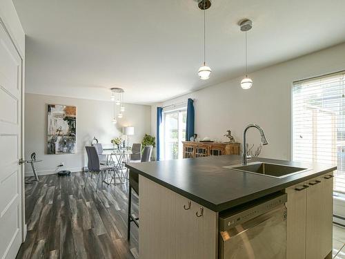 Overall view - 9818 Boul. De St-Canut, Mirabel, QC - Indoor Photo Showing Kitchen