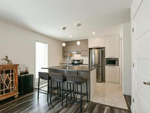 Kitchen - 9818 Boul. De St-Canut, Mirabel, QC - Indoor Photo Showing Kitchen With Upgraded Kitchen