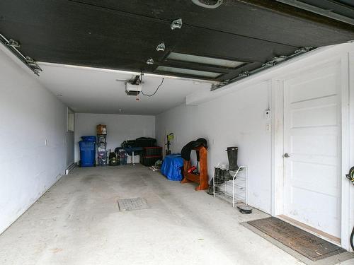 Garage - 9818 Boul. De St-Canut, Mirabel, QC - Indoor Photo Showing Garage