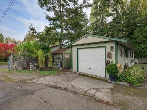 1143 Munro St, Esquimalt, BC 