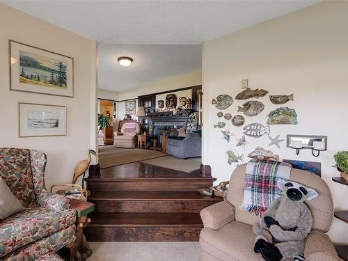 1143 Munro St, Esquimalt, BC 