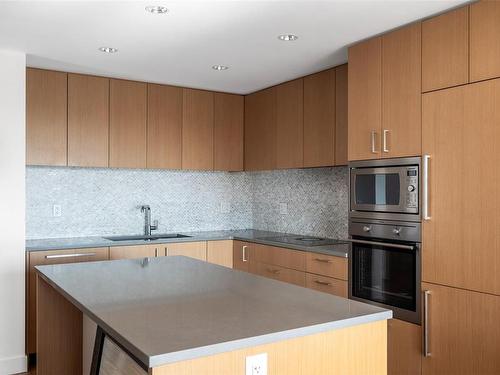 808-838 Broughton St, Victoria, BC - Indoor Photo Showing Kitchen