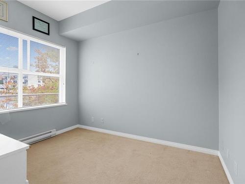 212-1550 Church Ave, Saanich, BC - Indoor Photo Showing Other Room