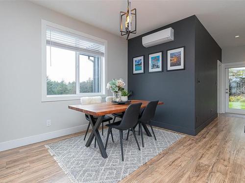 2168 Mountain Heights Dr, Sooke, BC - Indoor Photo Showing Dining Room