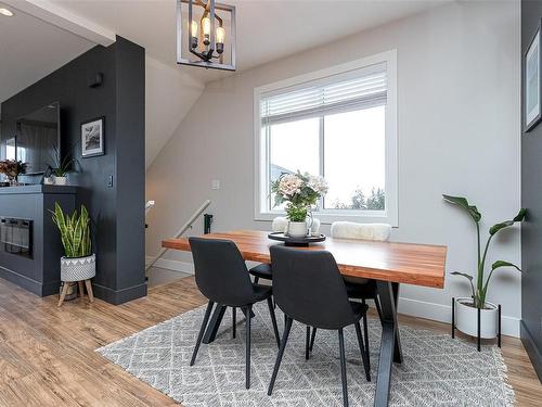 2168 Mountain Heights Dr, Sooke, BC - Indoor Photo Showing Dining Room