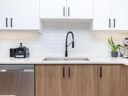 2168 Mountain Heights Dr, Sooke, BC - Indoor Photo Showing Kitchen With Double Sink With Upgraded Kitchen