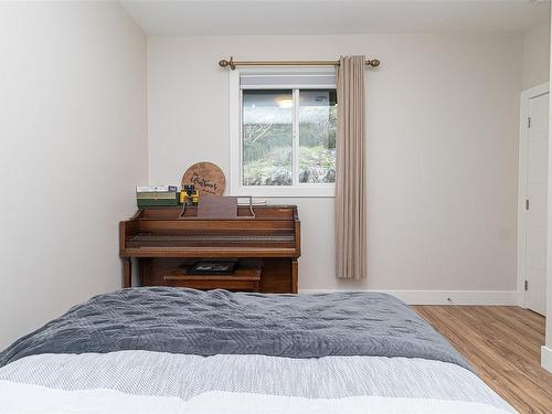 2168 Mountain Heights Dr, Sooke, BC - Indoor Photo Showing Bedroom