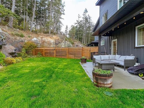 2168 Mountain Heights Dr, Sooke, BC - Outdoor