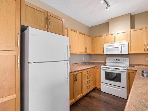 208-1156 Colville Rd, Esquimalt, BC - Indoor Photo Showing Kitchen