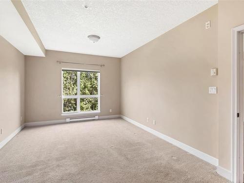 208-1156 Colville Rd, Esquimalt, BC - Indoor Photo Showing Other Room