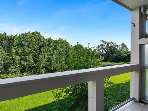 208-1156 Colville Rd, Esquimalt, BC - Outdoor With Balcony