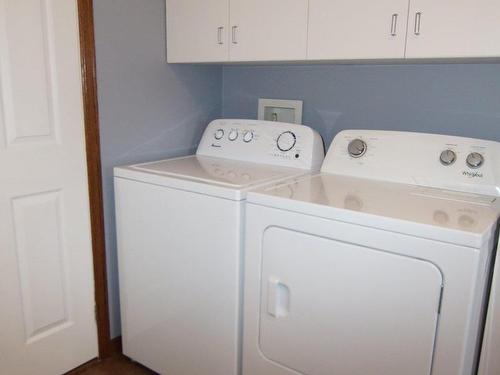 Laundry room - 28 1Re Rue Bastien, Saint-Alphonse-Rodriguez, QC - Indoor Photo Showing Laundry Room