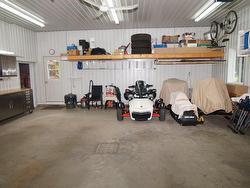 Garage - 