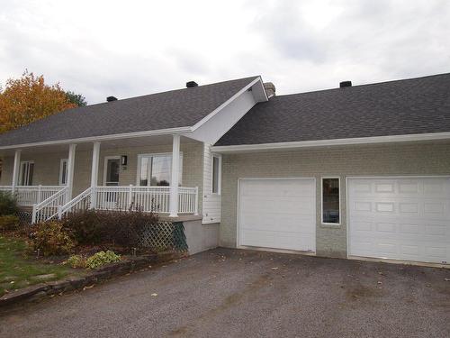 Frontage - 28 1Re Rue Bastien, Saint-Alphonse-Rodriguez, QC - Outdoor With Deck Patio Veranda