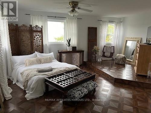 20449 Lakeview Drive, South Glengarry, ON - Indoor Photo Showing Bedroom