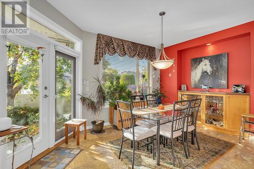 2365 Stillingfleet Road Unit# 384, Kelowna, BC - Indoor Photo Showing Dining Room