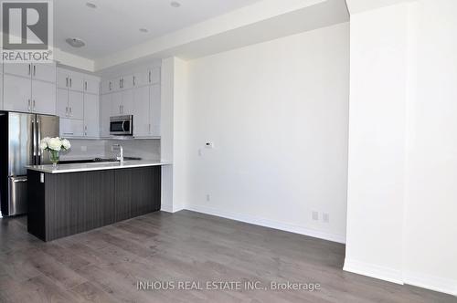 633 - 1105 Leger Way, Milton, ON - Indoor Photo Showing Kitchen