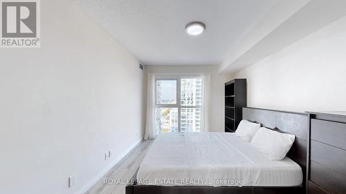 1509 - 2152 Lawrence Avenue E, Toronto, ON - Indoor Photo Showing Bedroom