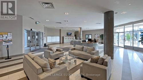 1509 - 2152 Lawrence Avenue E, Toronto, ON - Indoor Photo Showing Living Room