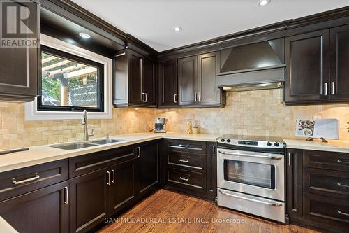 3401 Drummond Road, Mississauga, ON - Indoor Photo Showing Kitchen With Stainless Steel Kitchen With Double Sink With Upgraded Kitchen