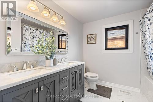 3401 Drummond Road, Mississauga, ON - Indoor Photo Showing Bathroom