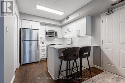 103 - 2010 Cleaver Avenue, Burlington, ON - Indoor Photo Showing Kitchen With Stainless Steel Kitchen With Upgraded Kitchen