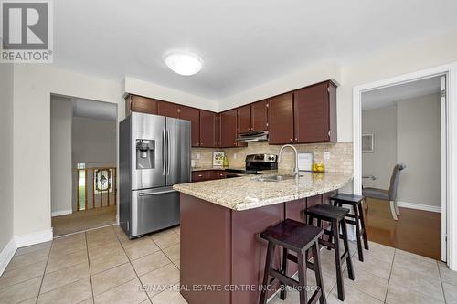 38 Erinlea Crescent, Erin, ON - Indoor Photo Showing Kitchen