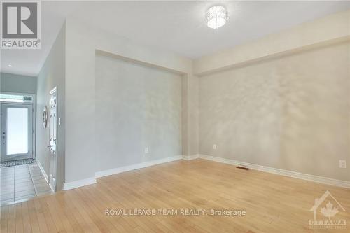 198 Mattingly Way, Ottawa, ON - Indoor Photo Showing Other Room