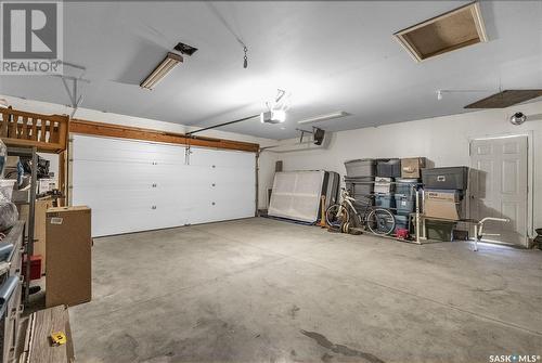 1502 Junor Avenue, Saskatoon, SK - Indoor Photo Showing Garage