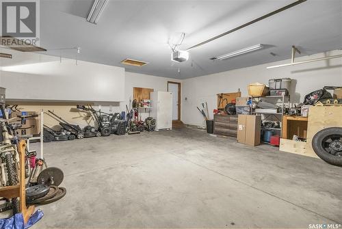 1502 Junor Avenue, Saskatoon, SK - Indoor Photo Showing Garage