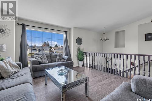 1502 Junor Avenue, Saskatoon, SK - Indoor Photo Showing Living Room