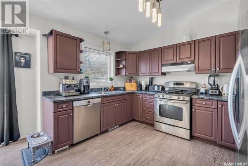 1502 Junor Avenue, Saskatoon, SK - Indoor Photo Showing Kitchen With Double Sink