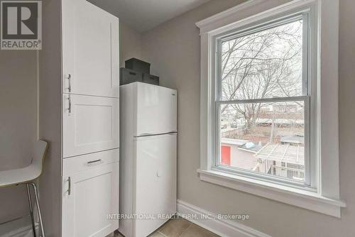 1533 Queen Street E, Toronto, ON - Indoor Photo Showing Other Room