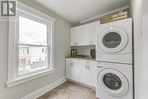 1533 Queen Street E, Toronto, ON - Indoor Photo Showing Laundry Room