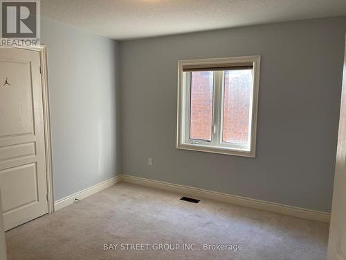 3096 River Rock Path, Oakville, ON - Indoor Photo Showing Other Room