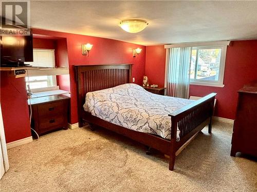 36 Lauber Avenue, Cornwall, ON - Indoor Photo Showing Bedroom