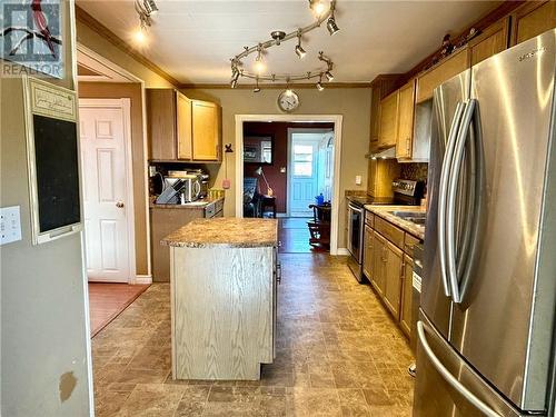 36 Lauber Avenue, Cornwall, ON - Indoor Photo Showing Kitchen