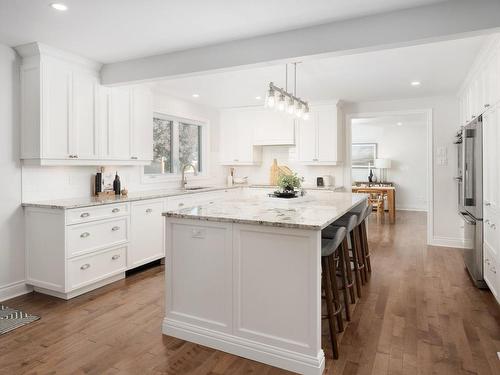 Kitchen - 421 Church Street, Beaconsfield, QC - Indoor Photo Showing Kitchen With Upgraded Kitchen