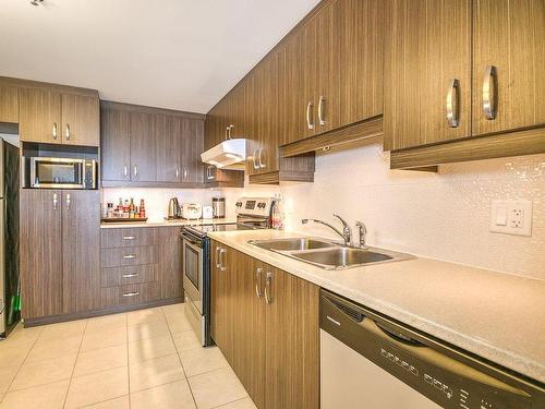 Kitchen - 203-6500 Boul. Henri-Bourassa O., Montréal (Saint-Laurent), QC - Indoor Photo Showing Kitchen With Double Sink