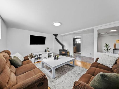 Salon - 1530 Rue Marie-Lyne, Drummondville, QC - Indoor Photo Showing Living Room