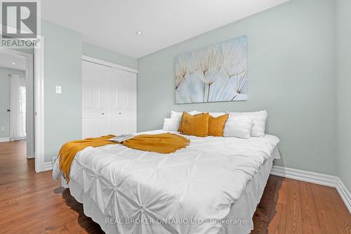 1863 Heather Hills Drive, Burlington, ON - Indoor Photo Showing Bedroom