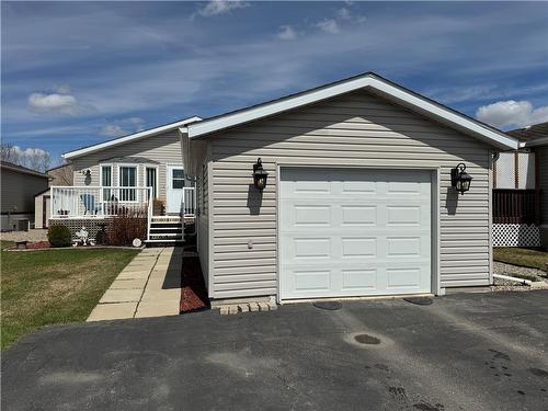 29 Eagle Way, Brandon, MB 